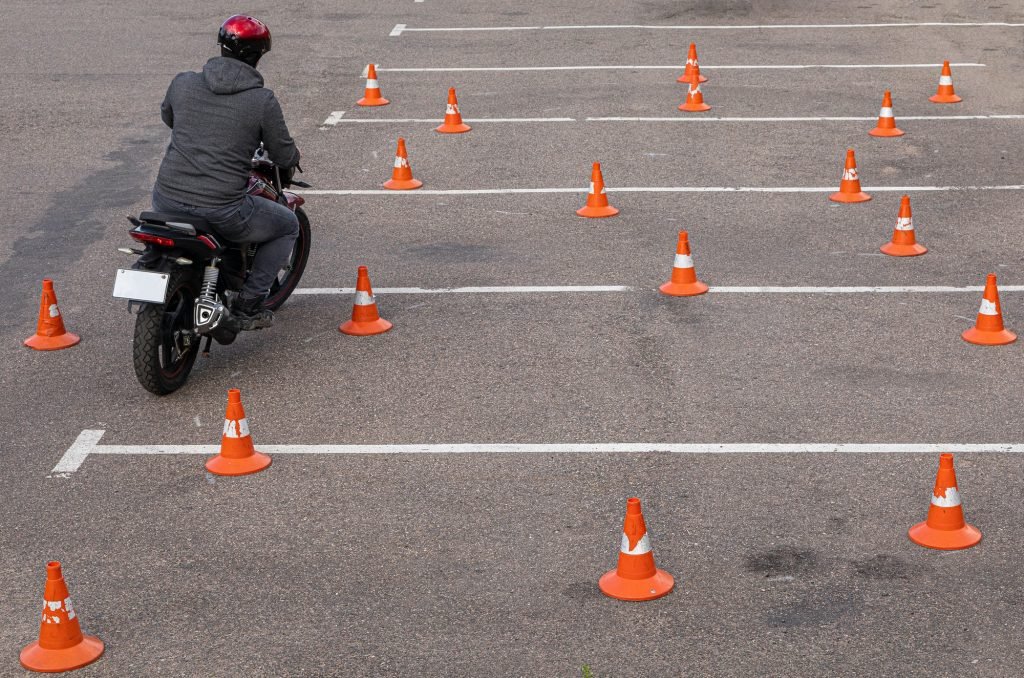 Permis moto 125, A2 à Clamart